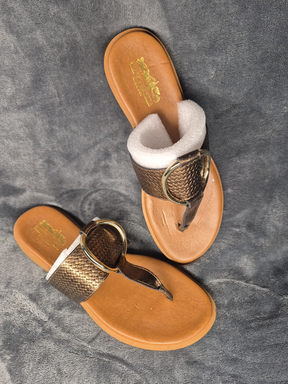 Coach & Four  Gard Thong Sandals Featuring A Metalic Bronze  Reptile Size 9
